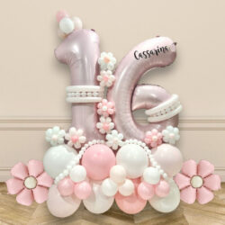 Sweet sixteen Daisies Balloon Centerpiece